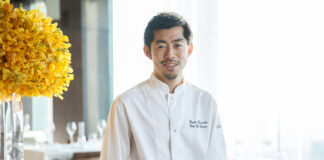 タイ・バンコクのグルメ:Lebua Mezzaluna